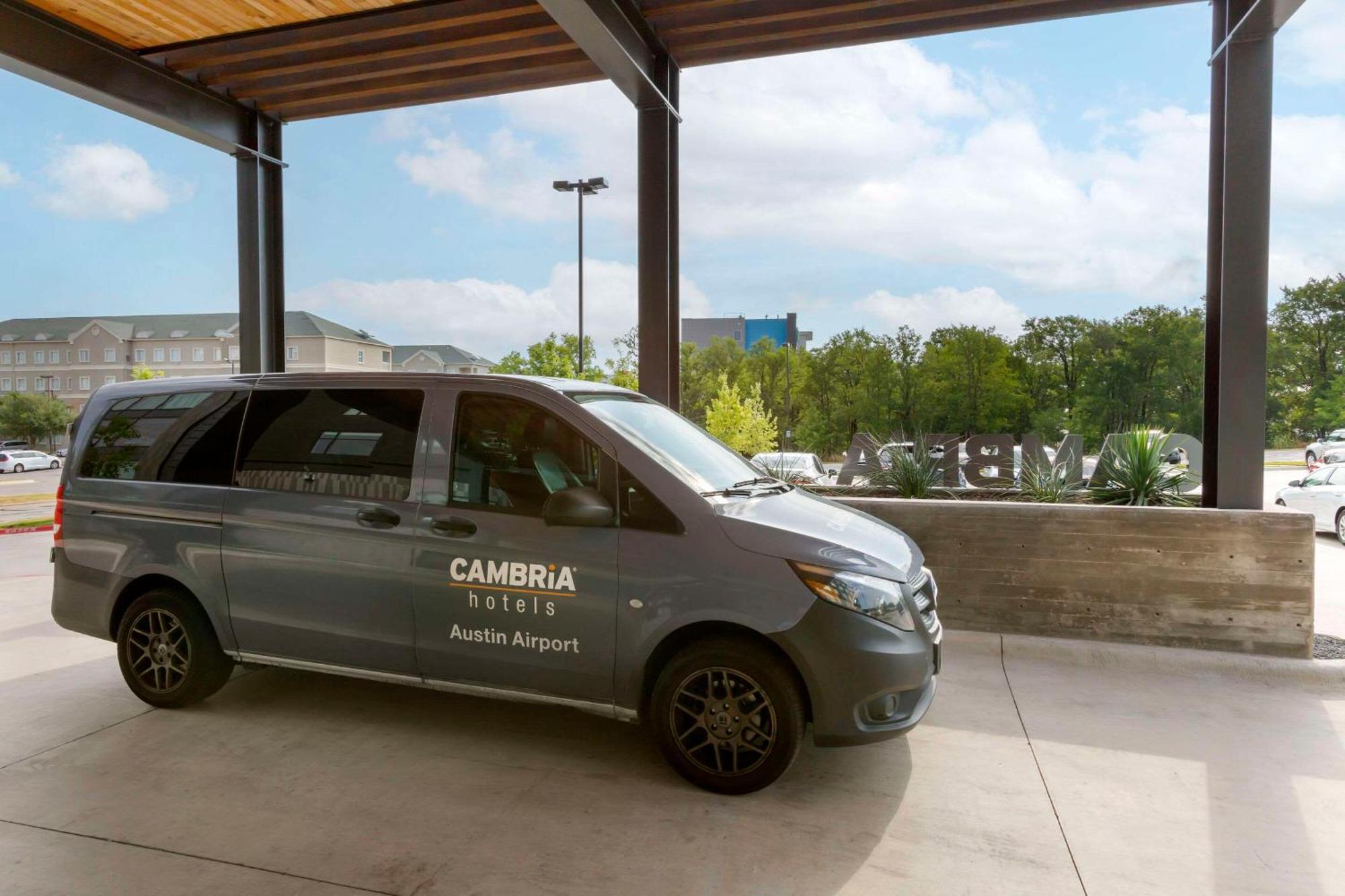 Cambria Hotel Austin Airport Esterno foto
