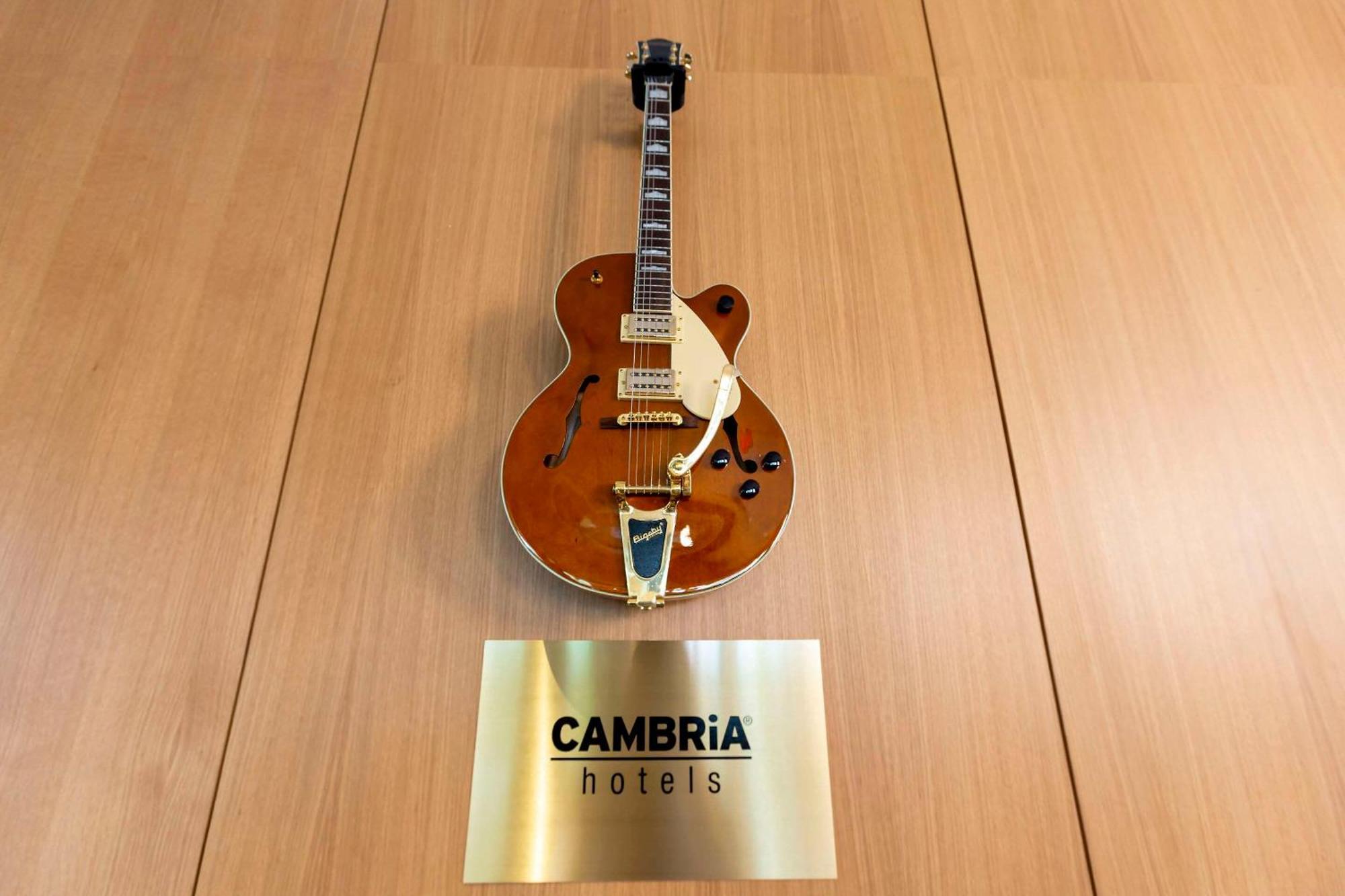Cambria Hotel Austin Airport Esterno foto
