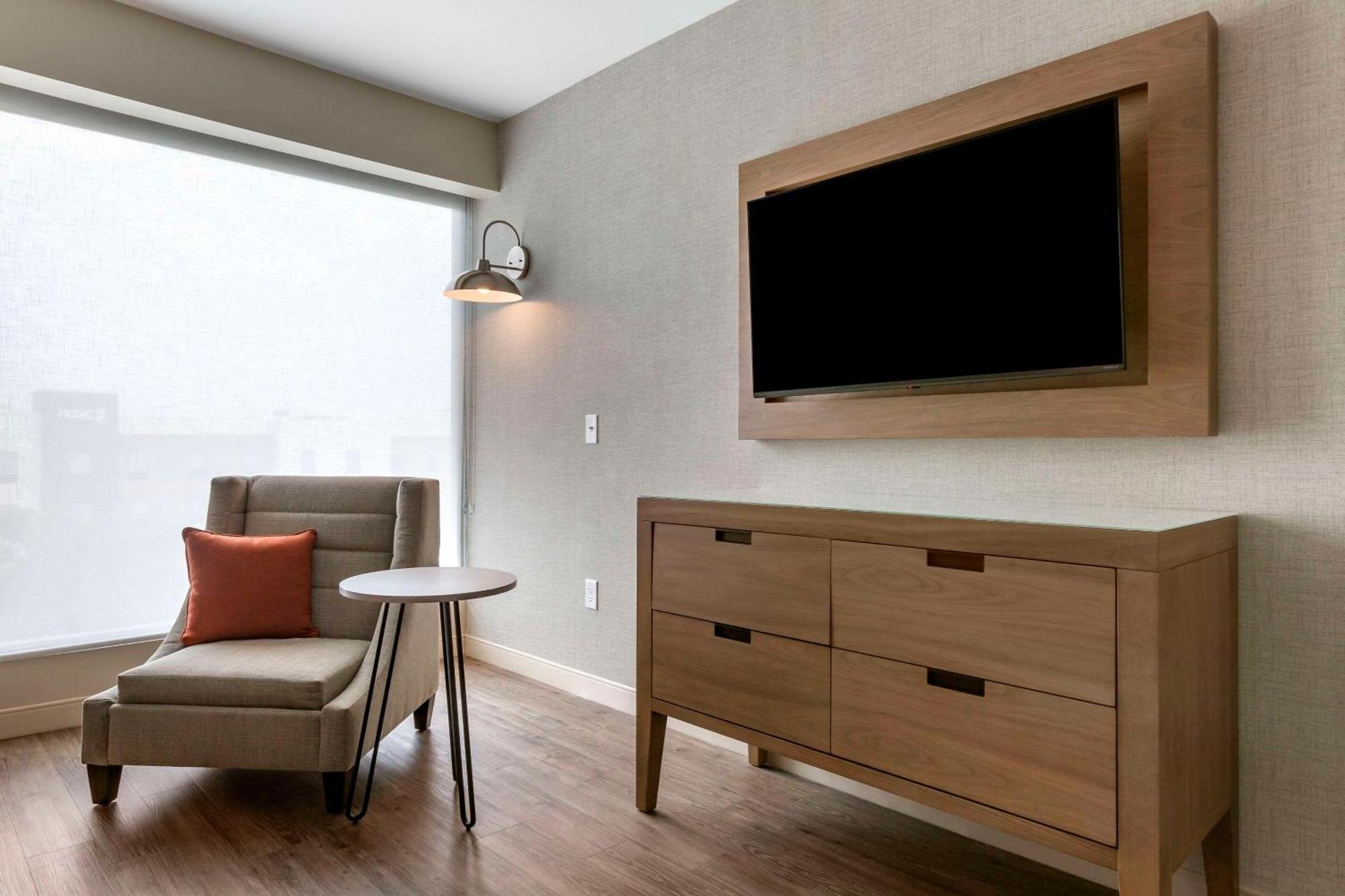 Cambria Hotel Austin Airport Esterno foto